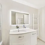 Apartment 120 M De La Plage- Pour 4 - Balcon *