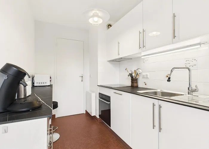 120 M De La Plage- Pour 4 - Balcon La Baule