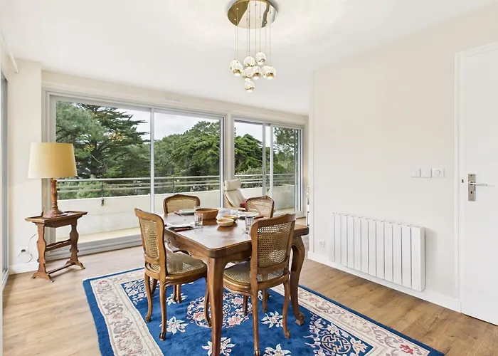 120 M De La Plage- Pour 4 - Balcon *